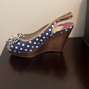 Gianni Bini size 9.5 blue with white polka dot wedge. Gently used.